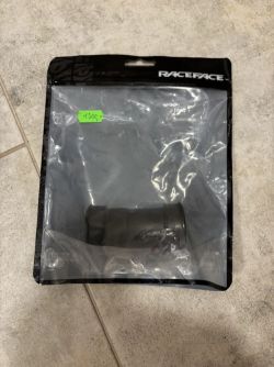 Středové složení RACE FACE BB92