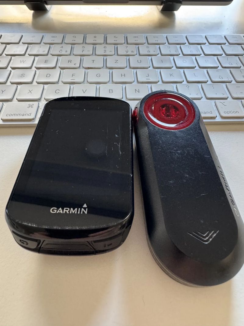Garmin Edge 830 + Varia RTL515 + Bike Cadence Sensor 