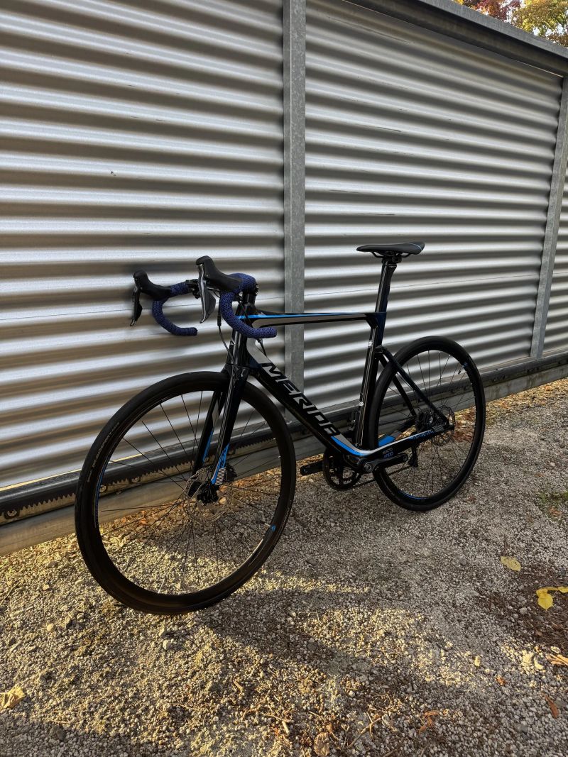 Merida Reacto - ULTEGRA Di2, WATTMETR, KARBONOVÝ KOKPIT