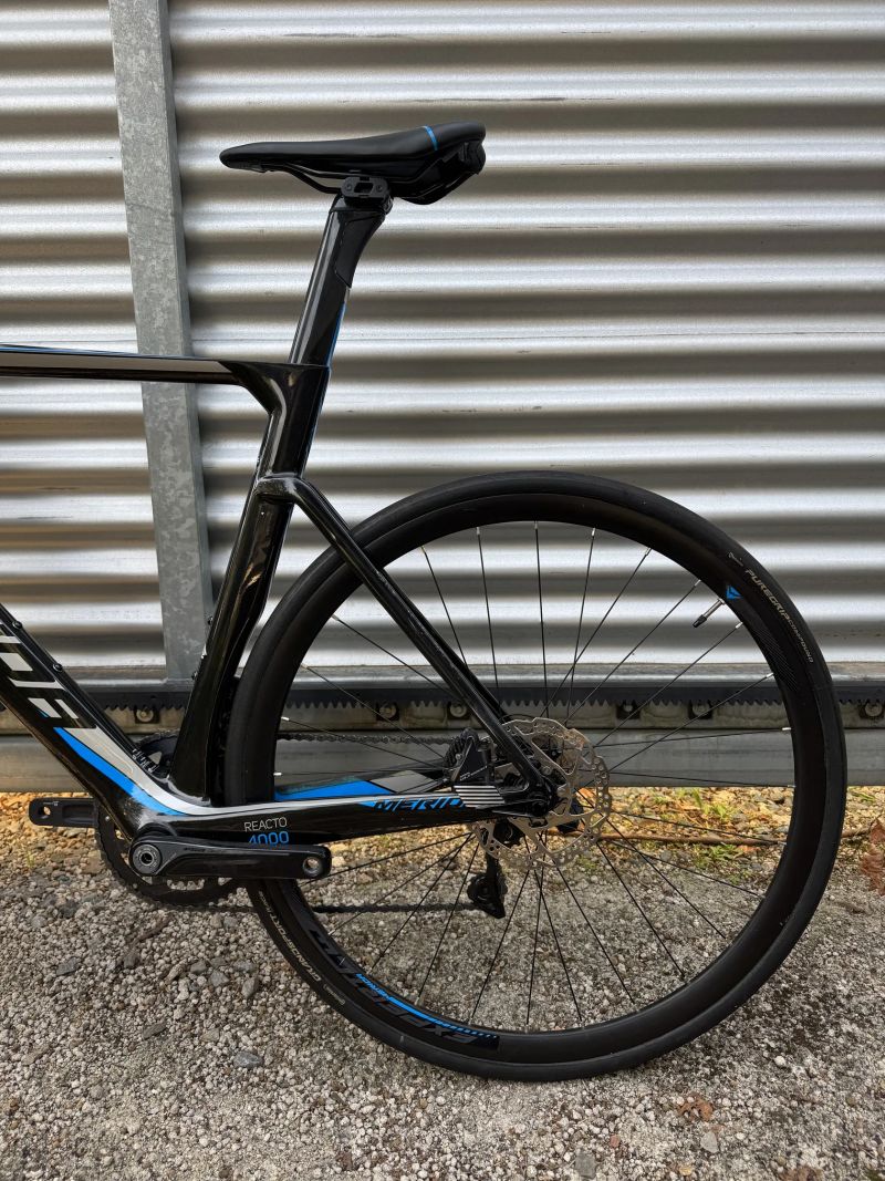 Merida Reacto - ULTEGRA Di2, WATTMETR, KARBONOVÝ KOKPIT