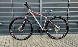 (48)Horské hliníkové kolo Kross 29"