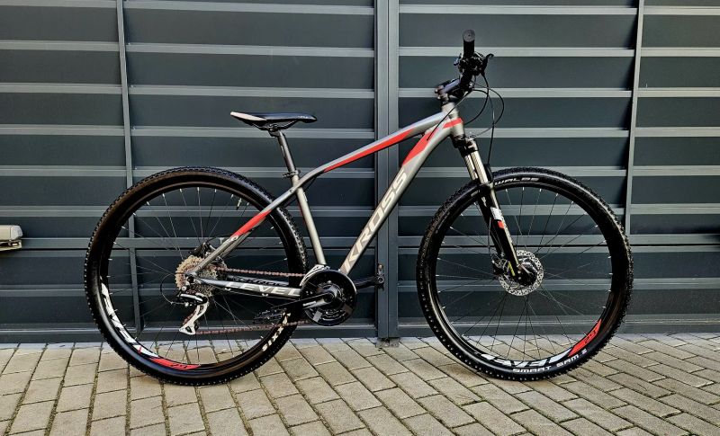 (48)Horské hliníkové kolo Kross 29"