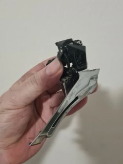 Přesmykac Shimano 105 FD-R7000, objímka 31.8/28.6