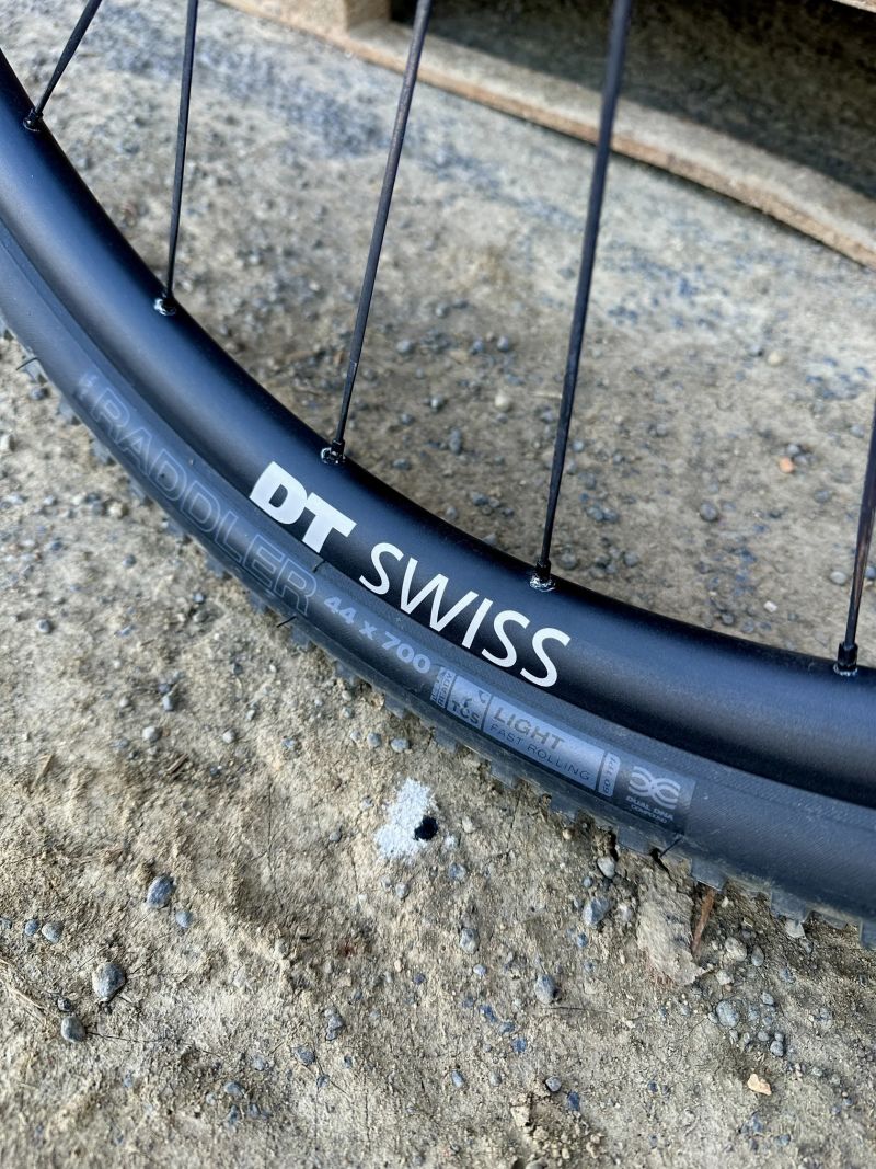 Lapierre Crosshill CF 7.0 na sade Shimano GRX Di2 2x12