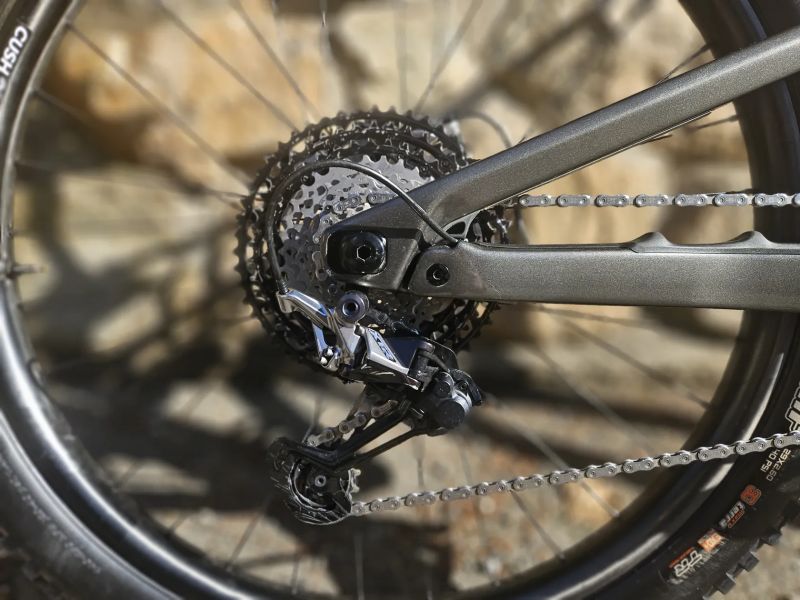 ROCKY MOUTAIN ALTITUDE RALLY EDITION (Fox Kashima, XTR, karbon. kola), vel. M