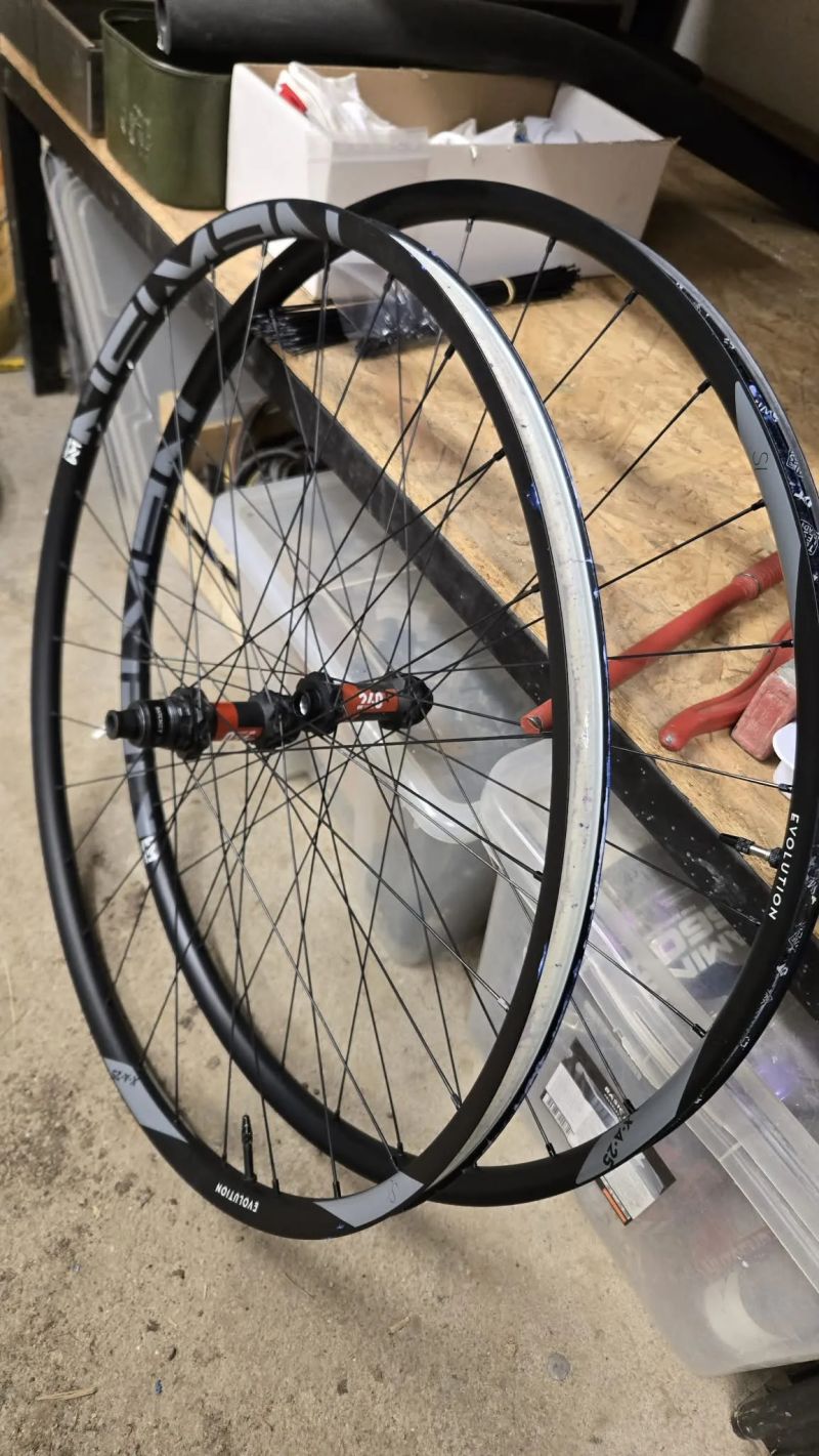 DT Swiss, Newmen 15x110 12x148 CL Boost XD