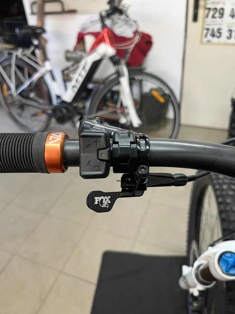 Cube Stereo Hybrid ONE44 HPC AT 800 2025