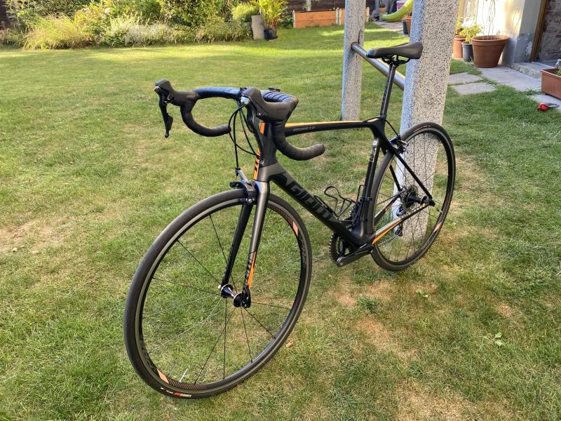 Giant Giant TCR Advanced 1 Carbon model 2018