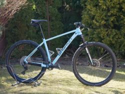 Qayron Ram Mk2 3, kola 29", Crank Brothers dropper, L 180–190 cm, v záruce do 7.2026