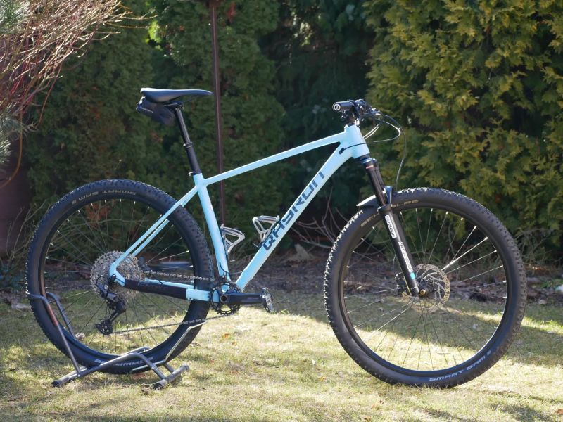 Qayron Ram Mk2 3, kola 29", Crank Brothers dropper, L 180–190 cm, v záruce do 7.2026