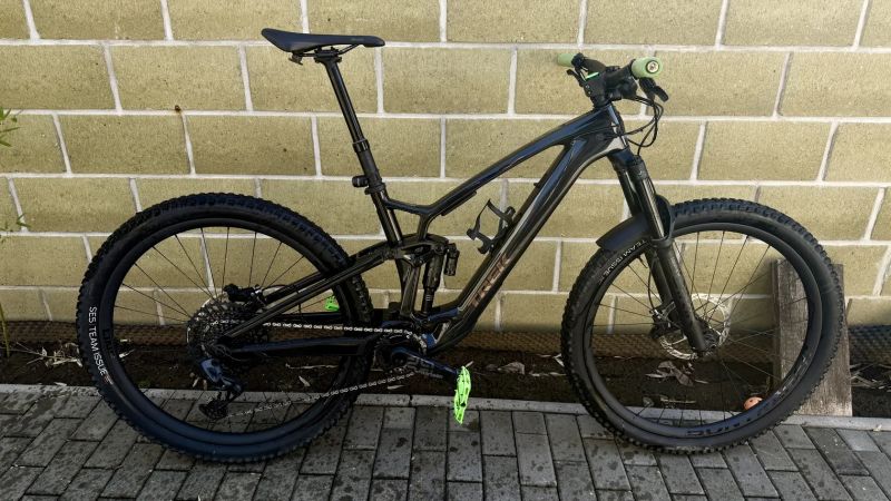 Trek Fuel exe 9.8 GX AXS vel. L 19kg
