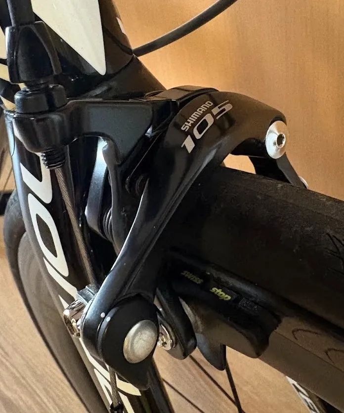 Cannondale SupersixEvo, vel 60, karbonové kolo o váze 7,8kg, včetně zapletených kol EIE