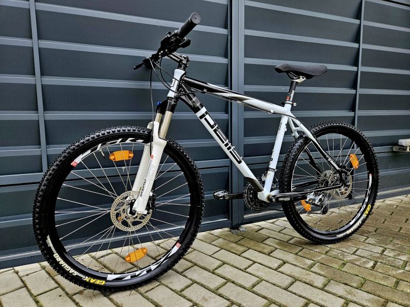 (51)Horské hliníkové kolo Pells