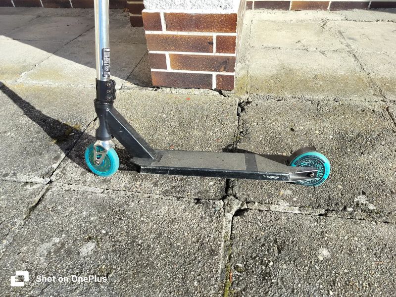 Movino Stunt X-Core černá