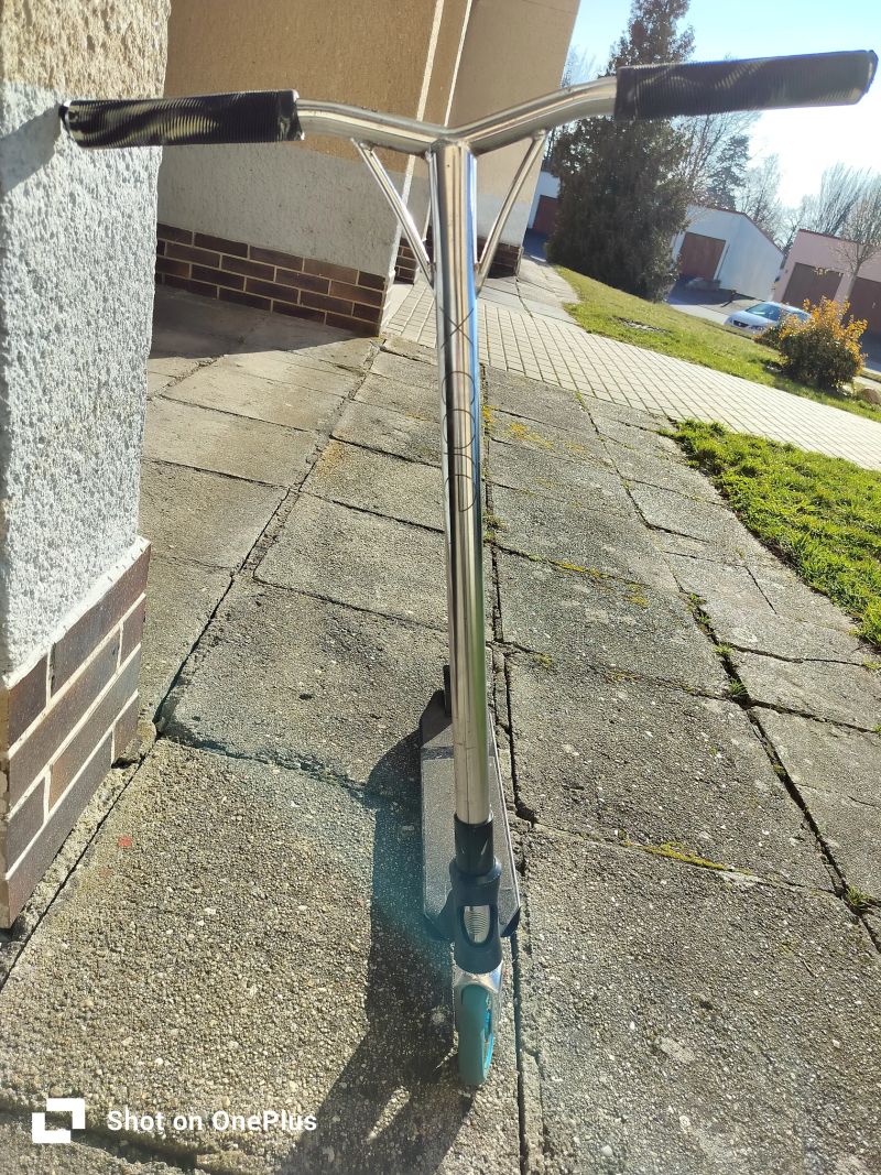 Movino Stunt X-Core černá