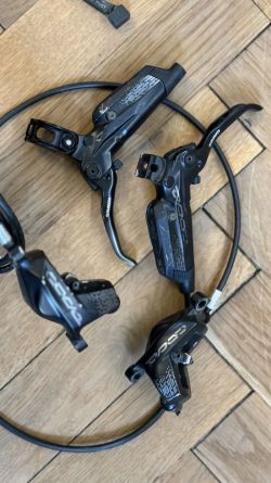 Brzdy Sram Code R + Galffer kotouče a destičky