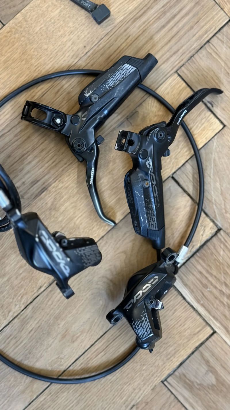 Brzdy Sram Code R + Galffer kotouče a destičky