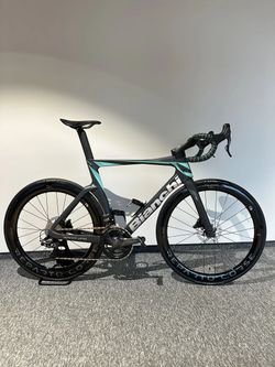 100% Itálie - Bianchi Oltre RC vel 57 + Campagnolo Super Record, NOVÉ, možnost odpočtu DPH 