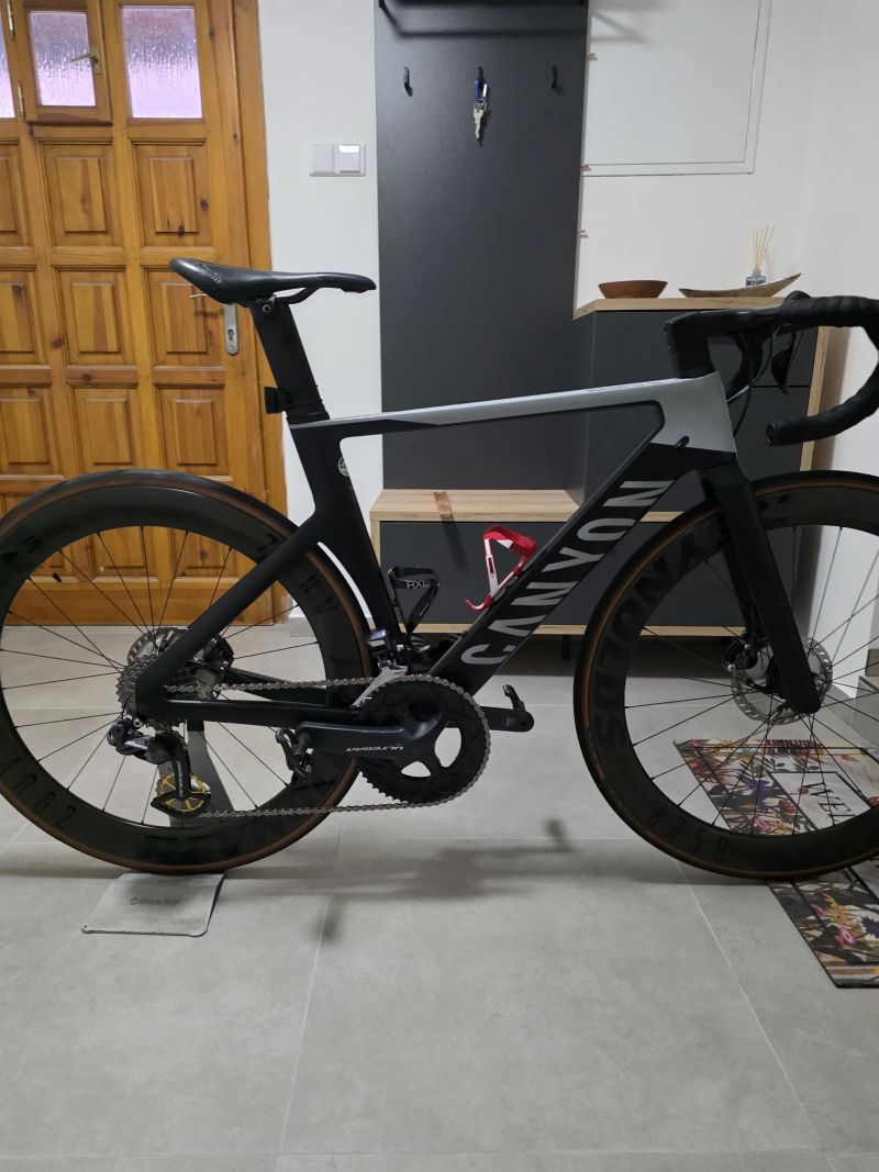 Canyon Aeroad CF SL 7
