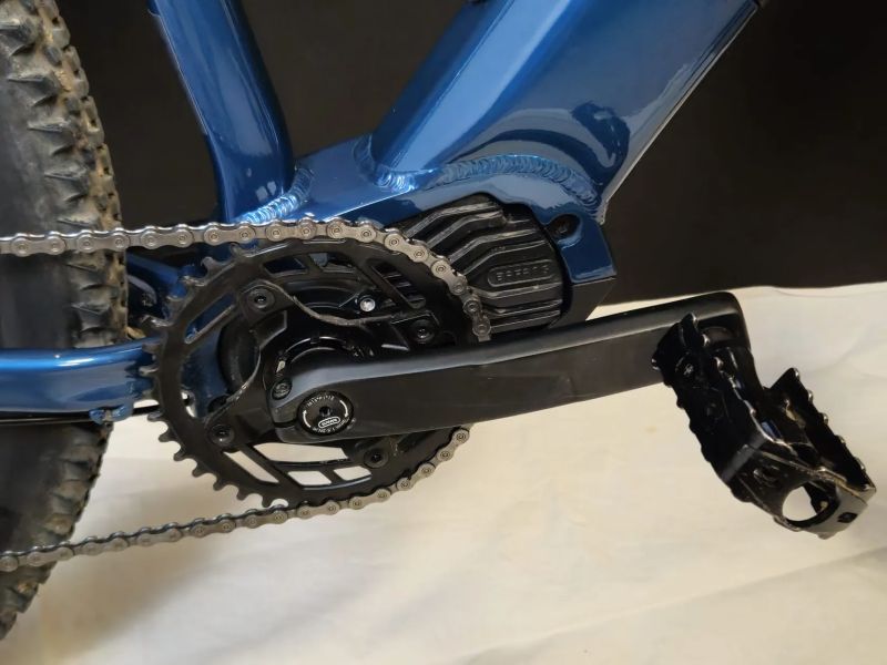 Pells Thorr 1 Petrol v záruce 