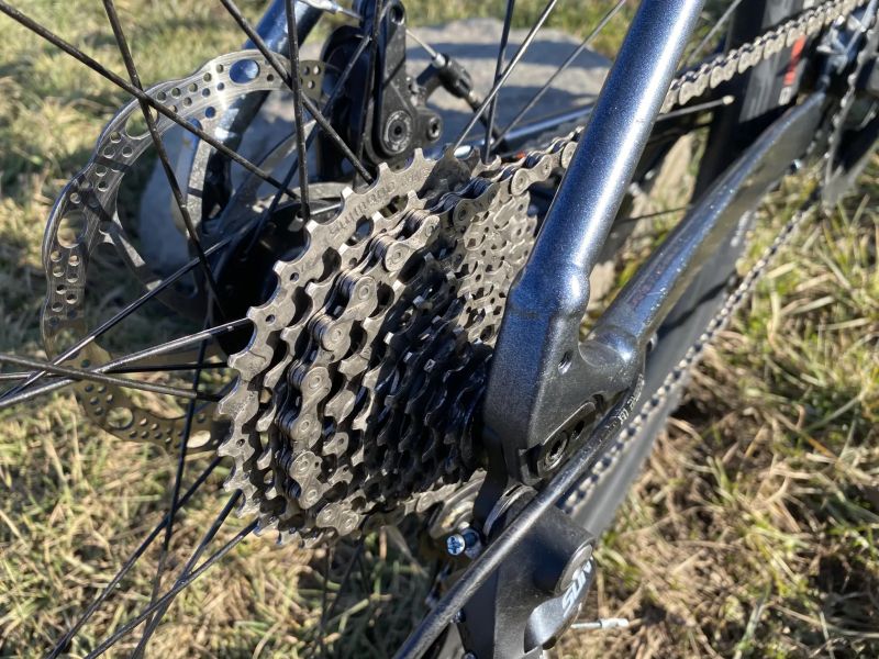 Giant Revolt 2 – vel. S – 300 km – záruka