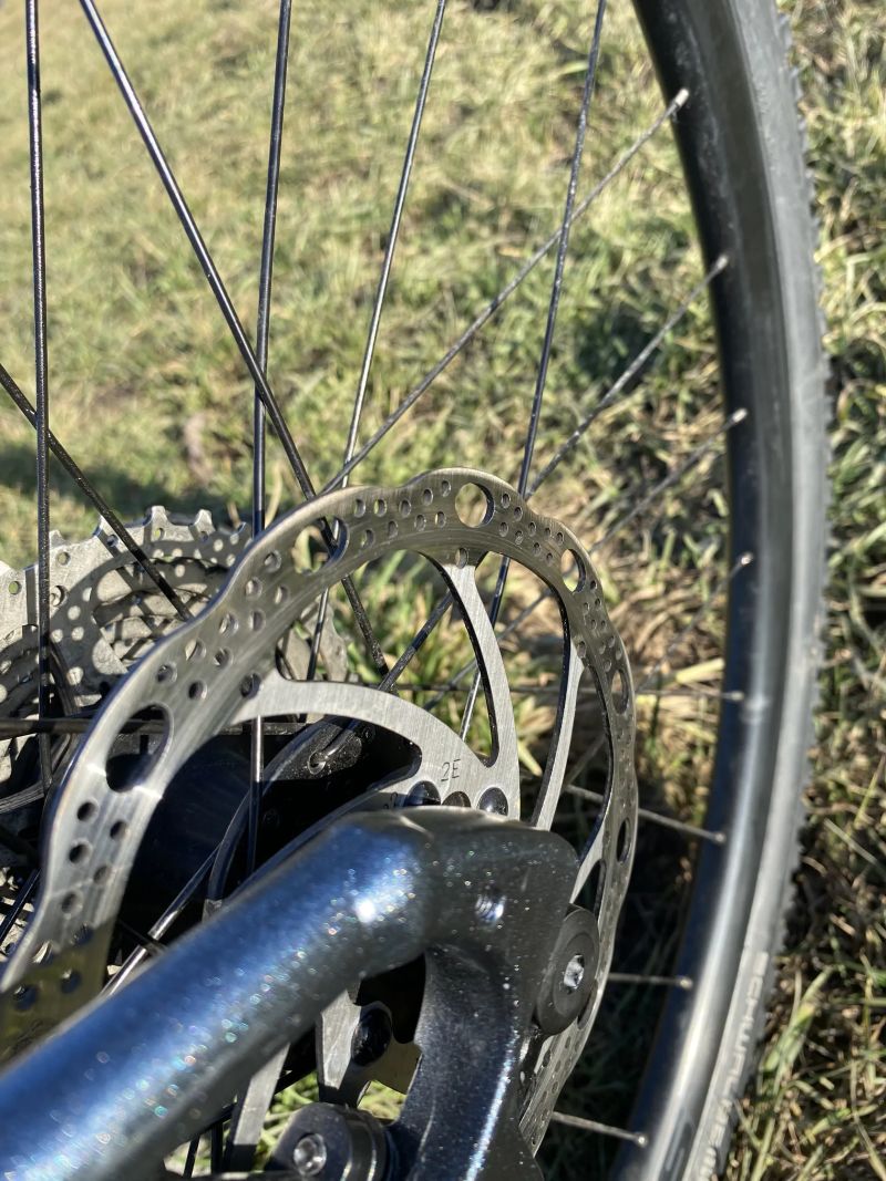 Giant Revolt 2 – vel. S – 300 km – záruka