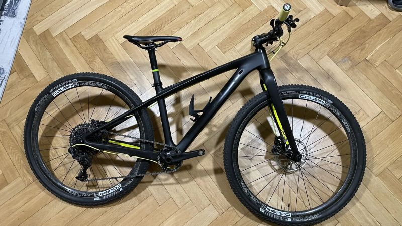 Karbonové XC kolo – velikost 14“, kola 26“