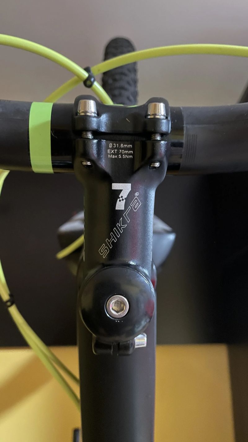 Karbonové XC kolo – velikost 14“, kola 26“