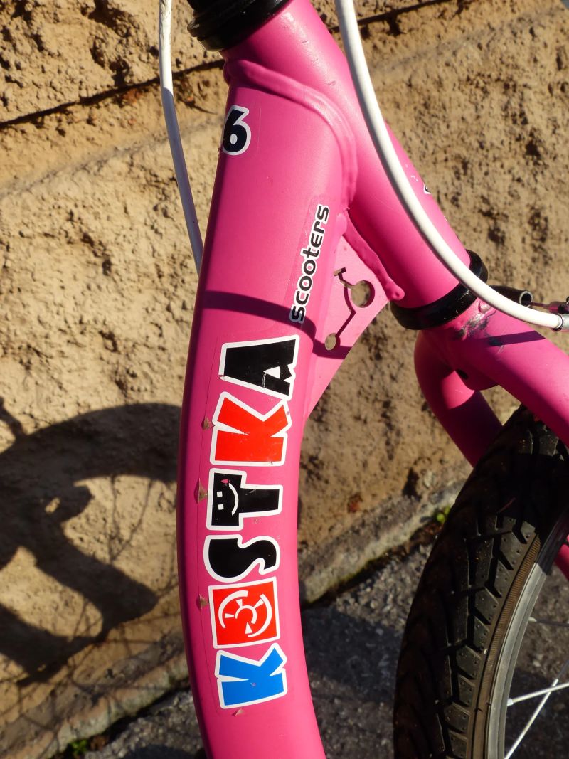 Dětská koloběžka Kostka vhodná od 4 let