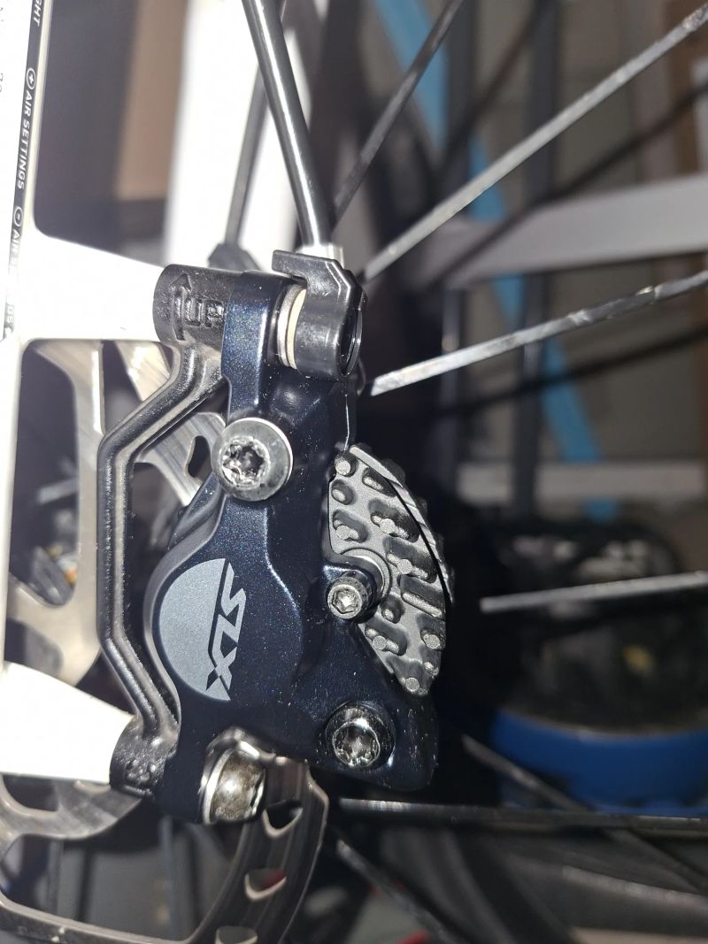 Specialized FSR XC Expert – celoodpružené kolo 26", vel. L, nové brzdy, nový pohon