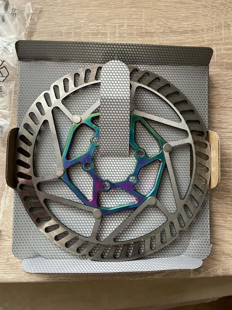 Brdové kotouče 160mm z kola TT-X42