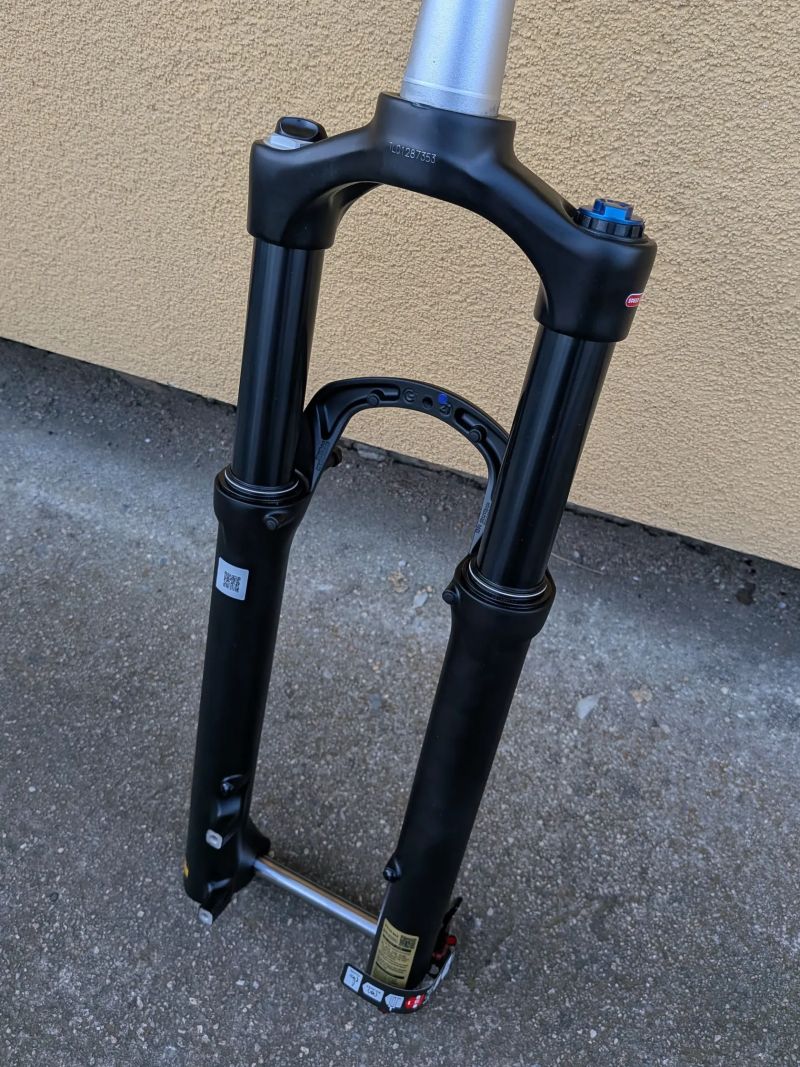 vidlice Suntour XCR34 Air 27,5"