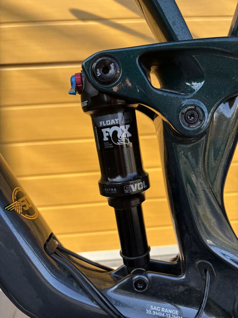 GT GT Sensor 29" Carbon ST Elite SST horské kolo