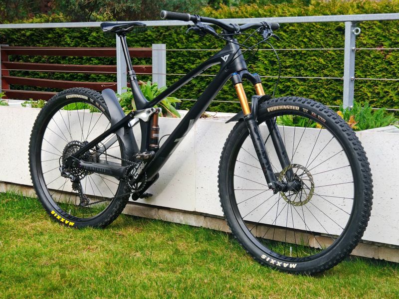 YT Industries IZZO Core 5
