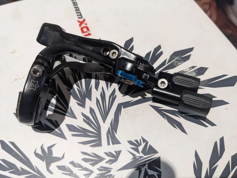 Třípolohová páčka Scott Twin lock