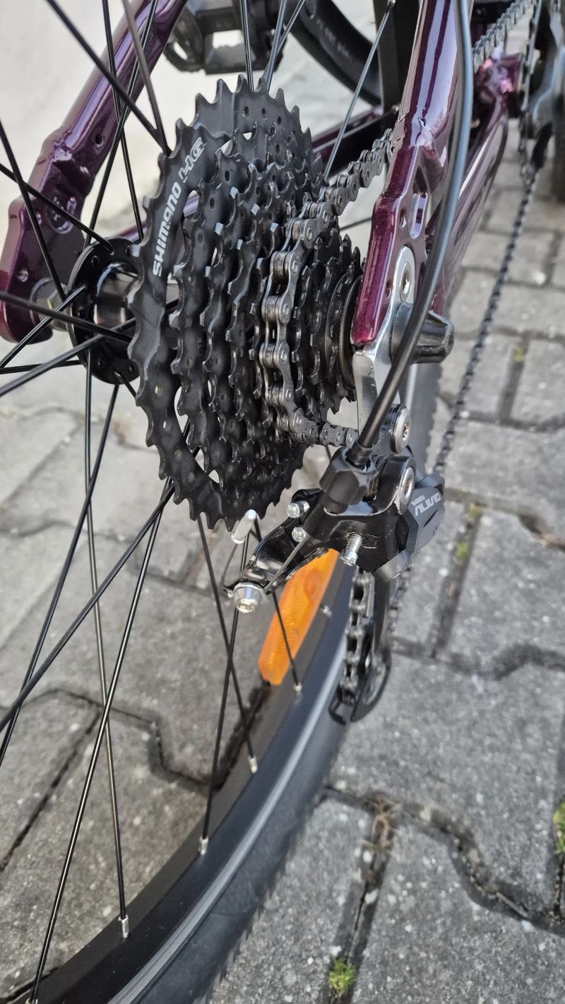 Amulet Tomcat 24, hezký stav