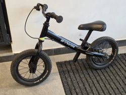 Dětské odrážedlo 12" Run Ride MTB 900