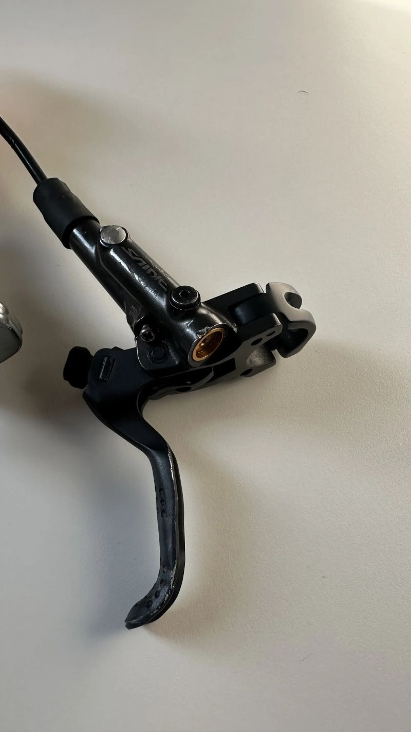 Shigura - Shimano Saint + Magura MT7