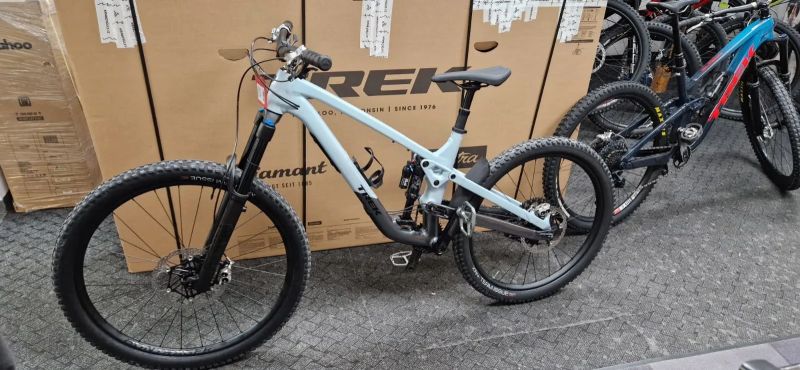 TREK Slash 8 Gen 6
