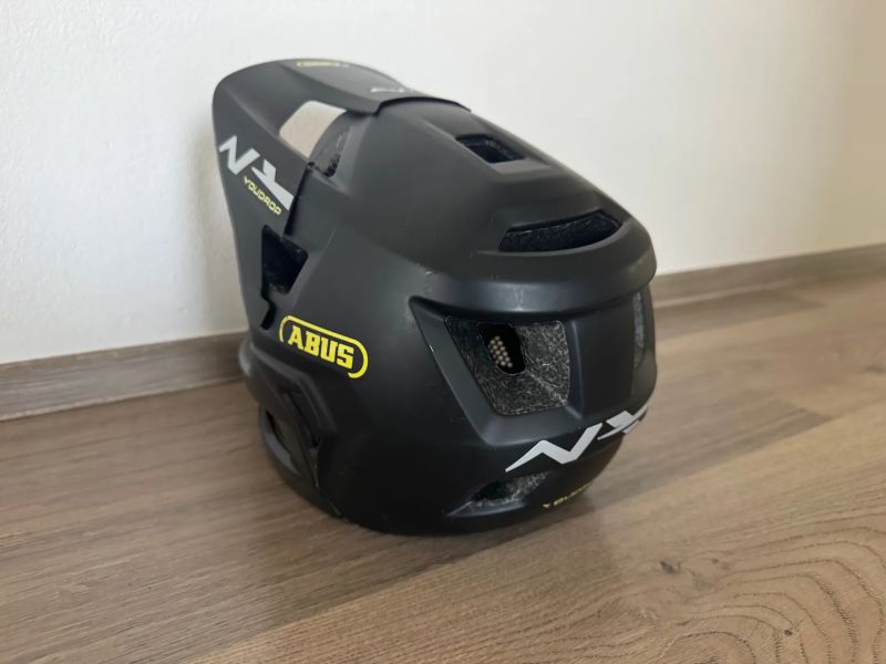 Dětská celoobličejová helma Abus YouDrop FF.