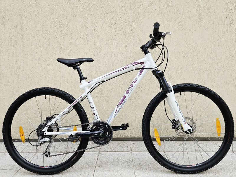 #14 Dámské horské kolo GT, pro 155-165cm