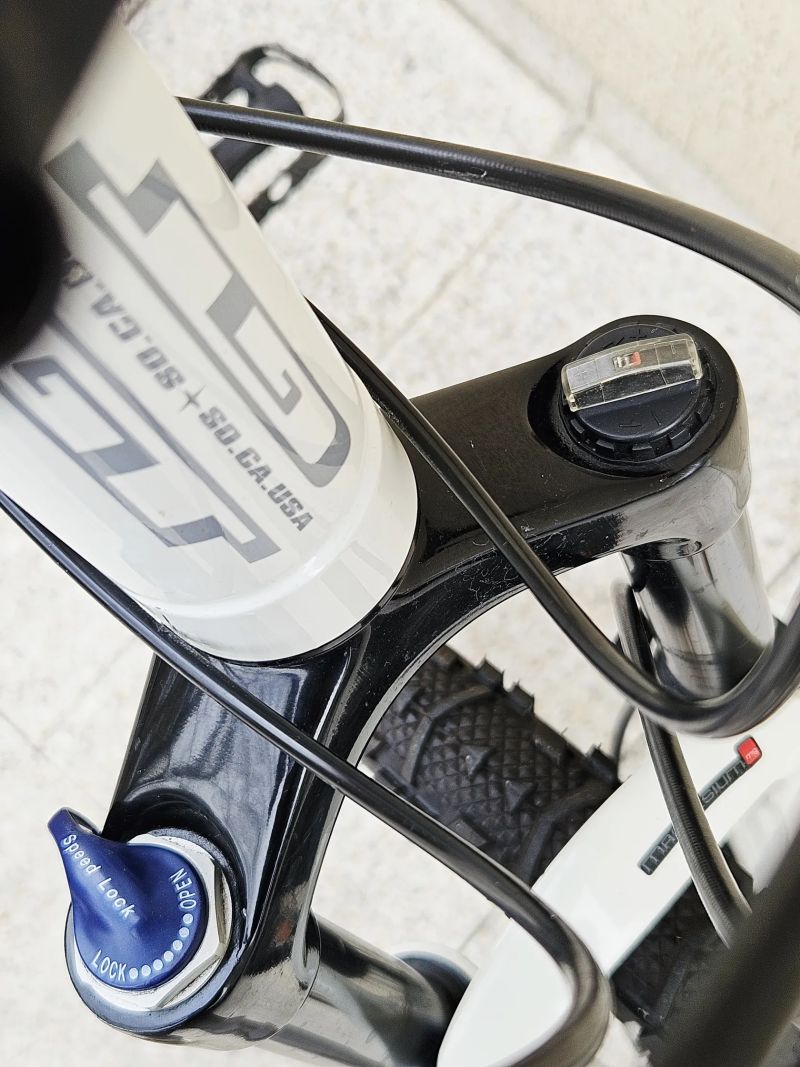 #14 Dámské horské kolo GT, pro 155-165cm