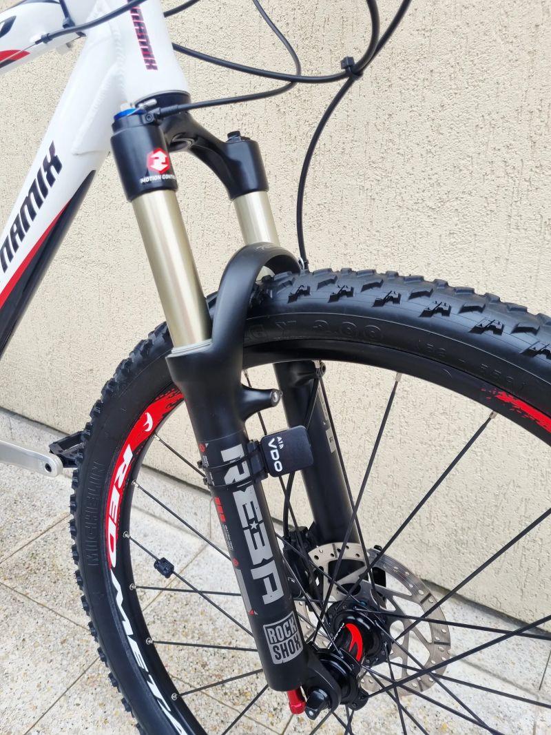 #33 Zánovní horské kolo Full R4.0 , pro 175-185cm 