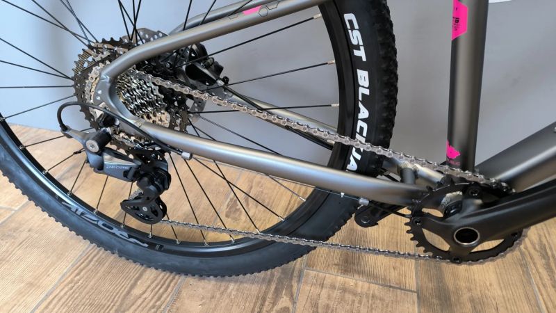 MRX 27 1x10 šedo růžový S 2026