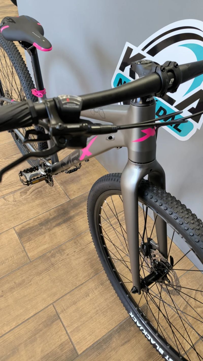 MRX 27 1x10 šedo růžový S 2026