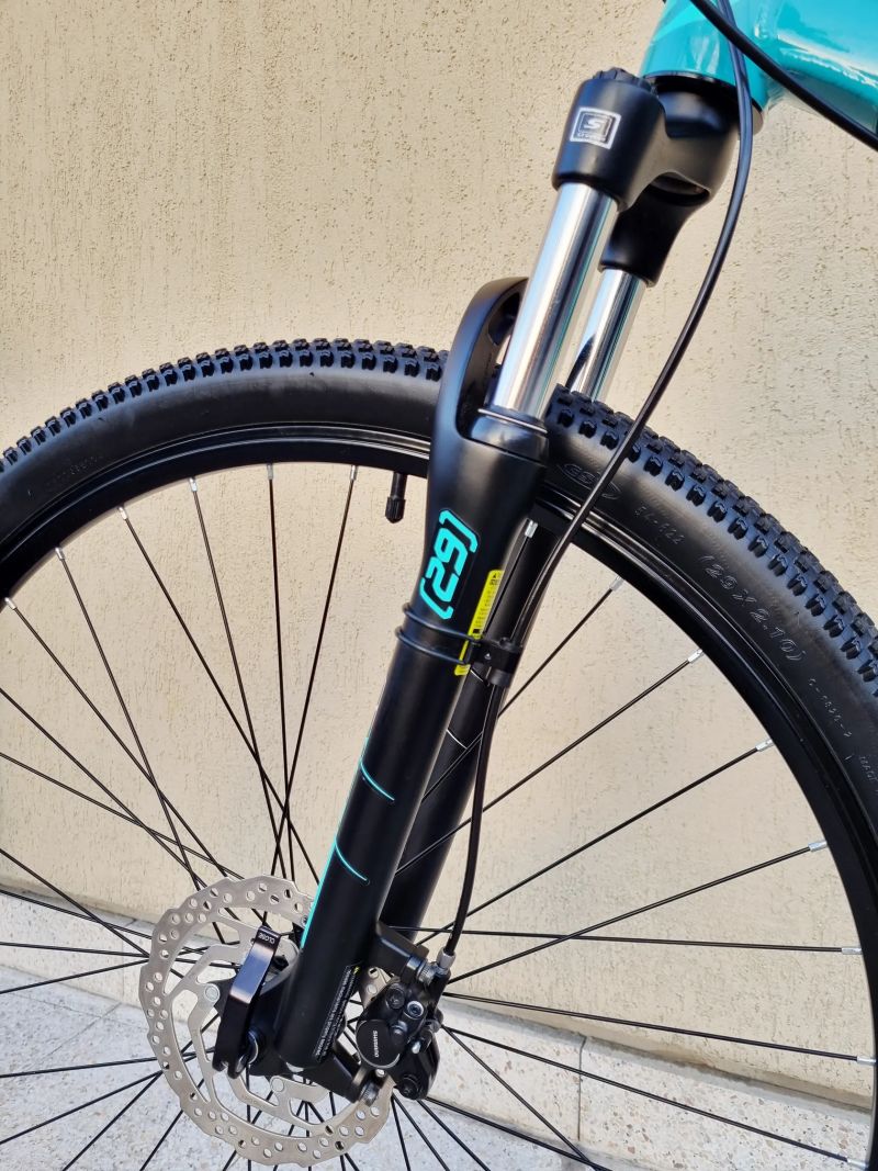 #38 Zánovní Amulet 29“ , pro 175-185cm