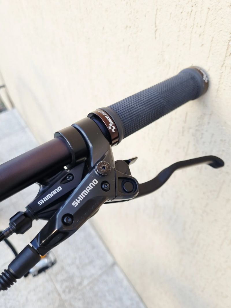 #38 Zánovní Amulet 29“ , pro 175-185cm