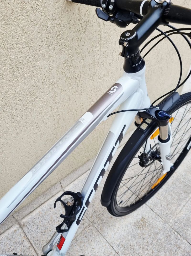 #18 Trekové kolo Scott 28“, pro 175-190cm