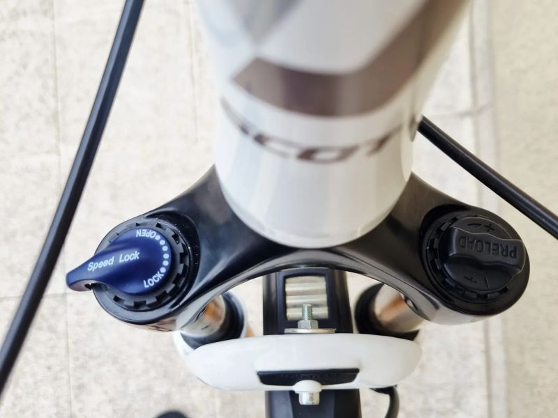 #18 Trekové kolo Scott 28“, pro 175-190cm