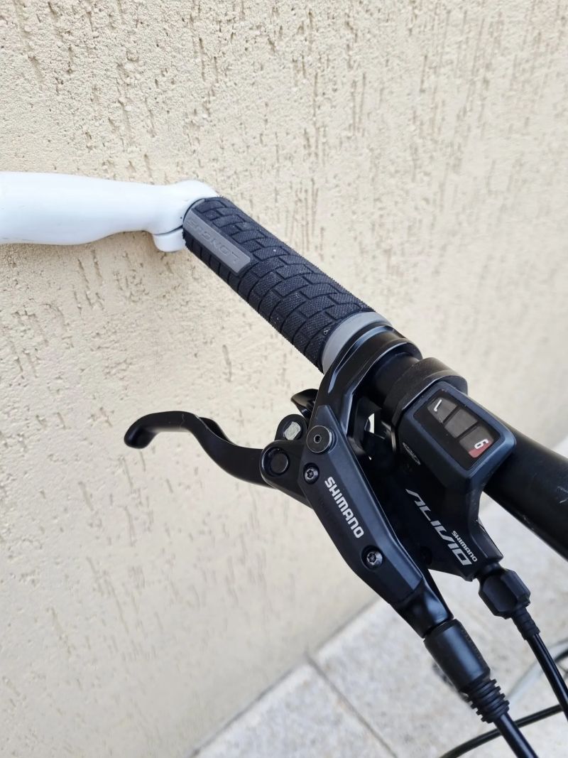 #18 Trekové kolo Scott 28“, pro 175-190cm